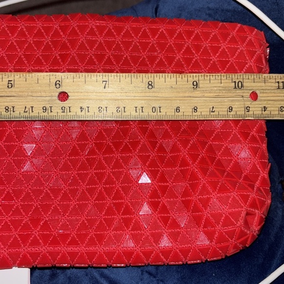 Textured Cestac Pouch  Wristlet Red - Picture 5 of 10